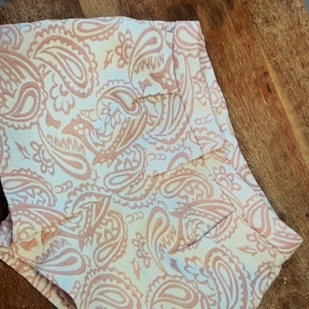 Pastel paisley size small girls shorts